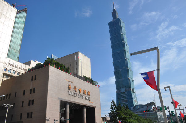 Taiwan, Taipeh, Wolkenkratzer Taipei 101 mit Rathaus und Parlament