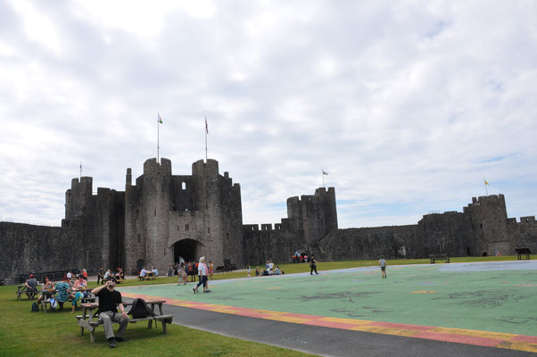 Wales, Auf dem Weg nach Irland: Station in Pembroke, Normannenburg