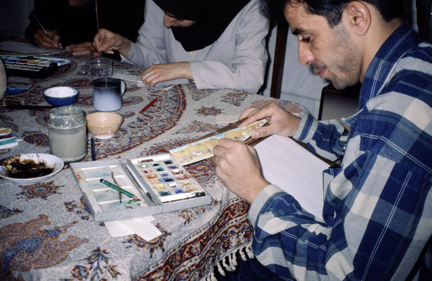Iran, Isfahan, Werkstatt mit Miniaturmalerei