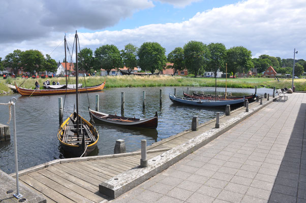 Dänemark, Roskilde mit Dom und Wikingermuseum