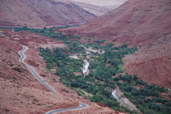Marokko, Landroverfahrt durch das Ounila Tal