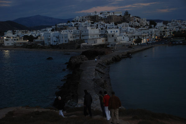 Griechenland: Insel Naxos, Abendessen in einer Taverne