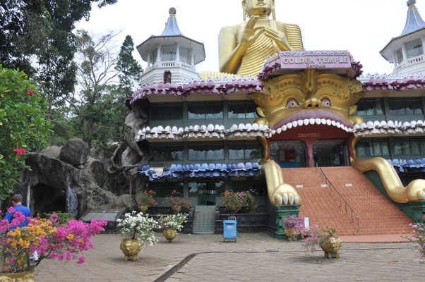 Sri Lanka, Dambulla, Golden Tempel