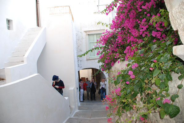 Griechenland: Insel Naxos, Naxos-Stadt, Besuch der venezianischen Oberstadt, Festung mit katholischer Kirche