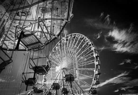 Bild 2: Cranger Kirmes vor dem Start