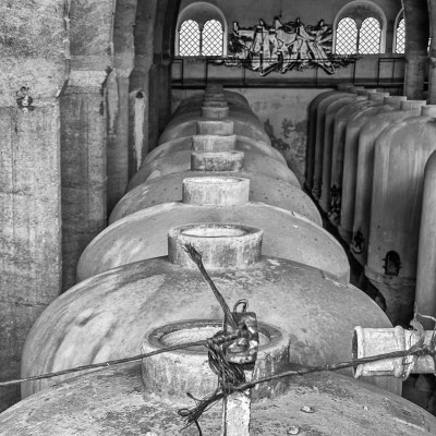 Bild 4: Betontanks für Wein
