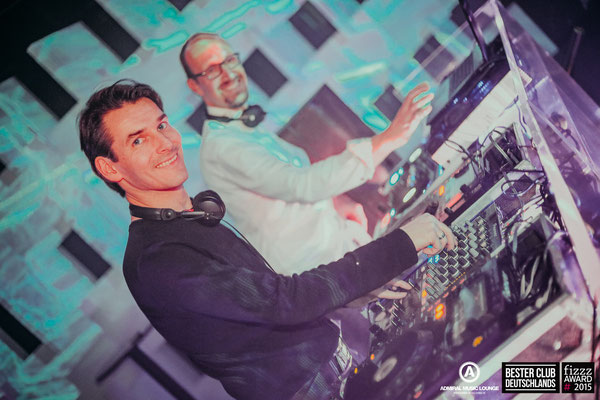 DJ Mike Skott und Chris Sharp im Admiral Gießen