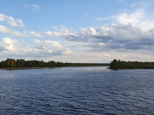 Auf dem Fluss Swir (Свирь) Richtung St.Petersburg