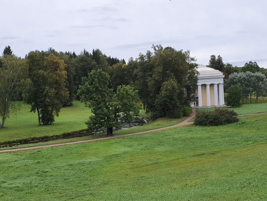 Freundschaftstempel im Park