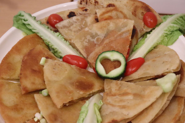 LOSLASSEN-AUFSTELLUNG immer mit einem Gemeinschaftsbuffet
