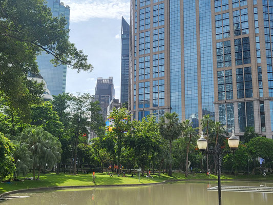 Benchasiri Park