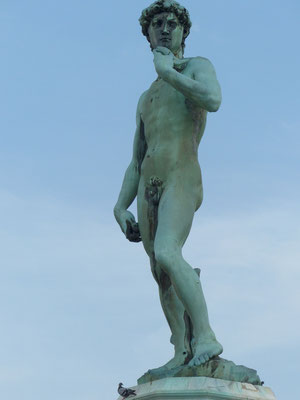 David oben auf dem Michelangelo-Platz
