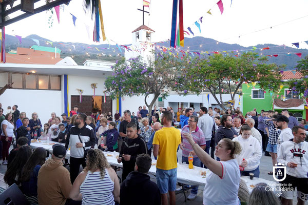 Convivencia vecinal organizada por la Comisión de Fiestas de Malpaís en honor a San Antonio.