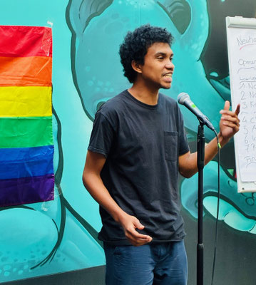 Rado aka Orad, er Slam Champion 2024 aus Madagaskar war als  Feature Poet zu Gast