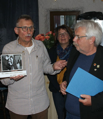 Kassier Reinhold Vogel, 2. Vorsitzende Jutta Albert und Walter Steger für 50 Jahre 1.Vorstand (v. links)