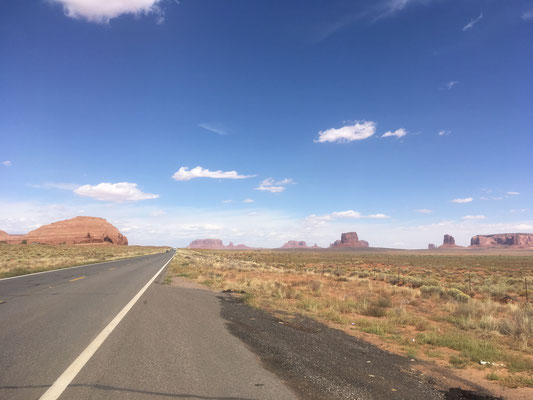 Sur la route de Monument Valley (Uah)