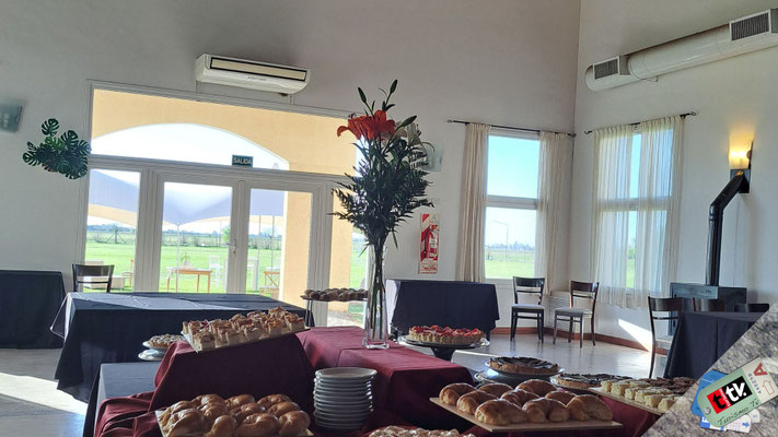 Howard Johnson Pergamino lobby