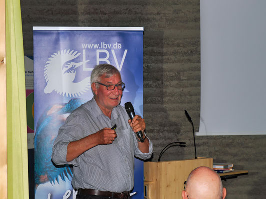 Klaus Richarz bei seinem Vortrag (Foto: Herbert Huber)
