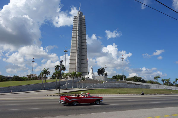 Mémorial José Martí, Plaza de la Revolución