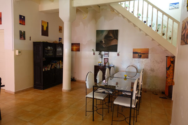 Salle à manger Chez Coumbis à Gorée