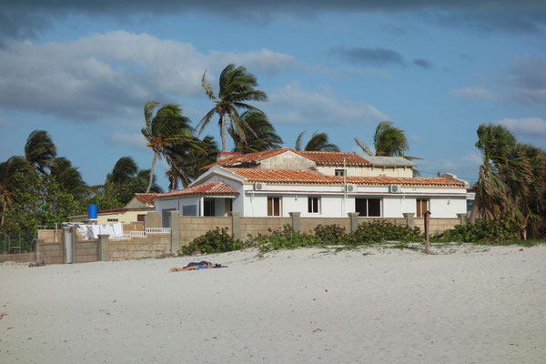  Casa "Durmiendo en las olas" sur la plage de Varadero