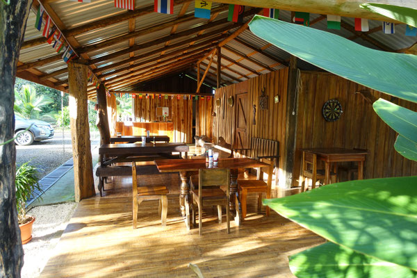 Onca Tours & Tree Houses : restaurant