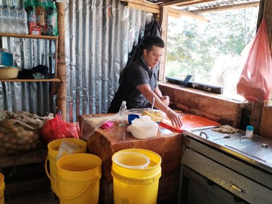 Popayán : fabrication d'empanadas de pipian