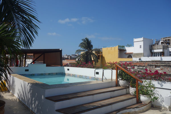 Hôtel Bantu : la piscine sur le toit