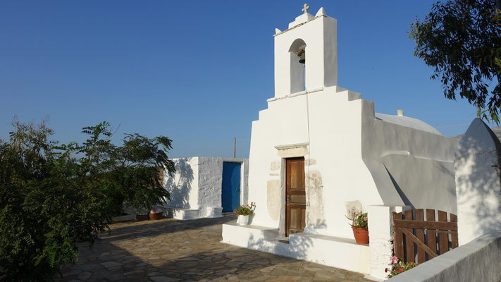 Chapelle située à côté de la villa Chez Catherine