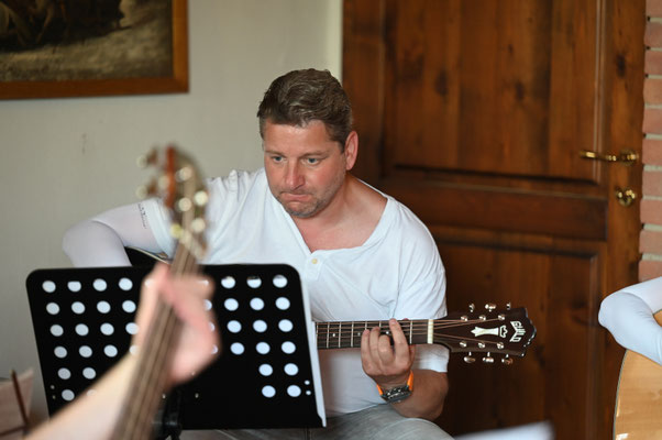 Gitarrenworkshop mit Peter Kroll-Ploeger und André Tolba in der Toskana