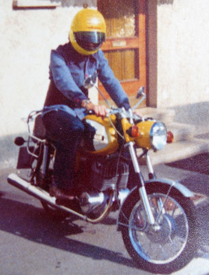 Immerhin verfügte die Sachsenfeile bereits über eine zeitgemäße Blinkeranlage und ein Signalhorn statt einer Fahrradklingel [Foto: Evelyn Boxberger]