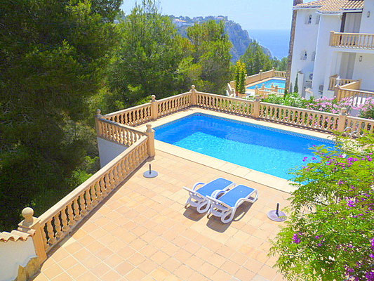 Poolterrasse