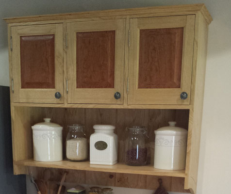 Kitchen Cabinet With String Inlay Creations En Bois Meubles