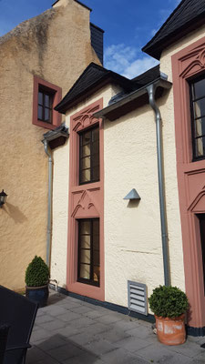         Synagoge von außen