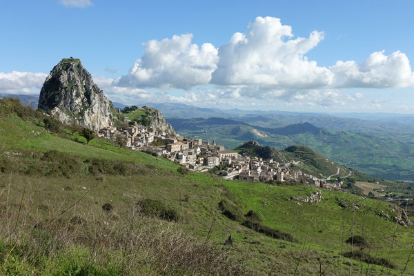 ...Caltabellotta