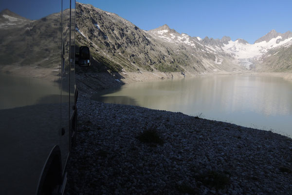 Am Oberaarsee auf dem Grimselpass 