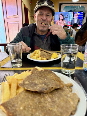 ...und essen wieder mal ein Milanese