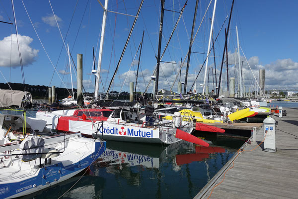 Flotte Flitzer im Hafen von Lorient