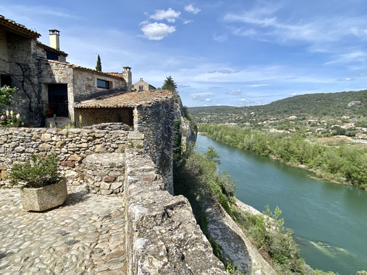 In Aiguèze an der Ardèche