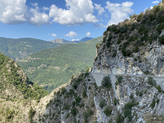 Hinauf zum Col de Turini...