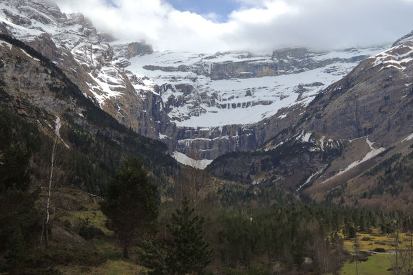 Der eindrückliche Bergkessel von Gavarnie