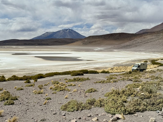 Hier am Rand bleiben wir