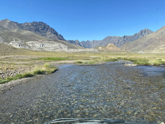 Kleine Flussdurchfahrt 
