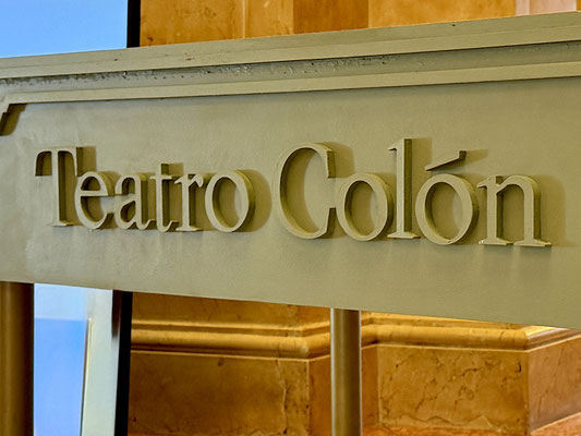 Im alten Teatro Colon
