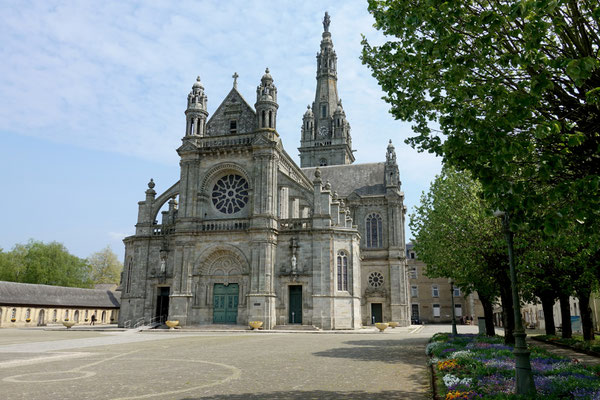 Die Basilique in Saint-Anne-d'Auray