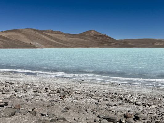 Entlang der Laguna Azul