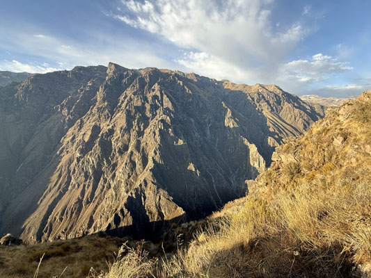 Hier ist er tief, der Colca Canyon