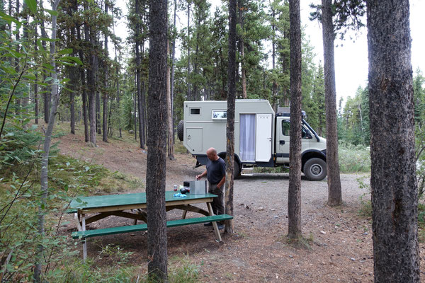 Wir "pfuusen" auf dem Forest Campground