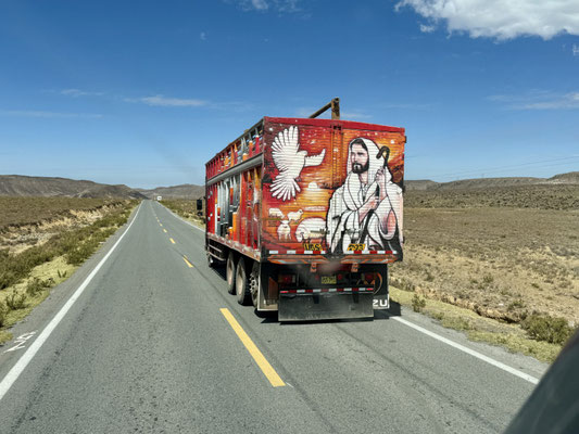 Schön bemalte Lastwagen