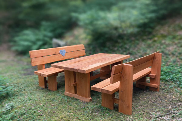 Wanderbank, Gartenmöbel, rustikale Sitzbank, Halbstammbank